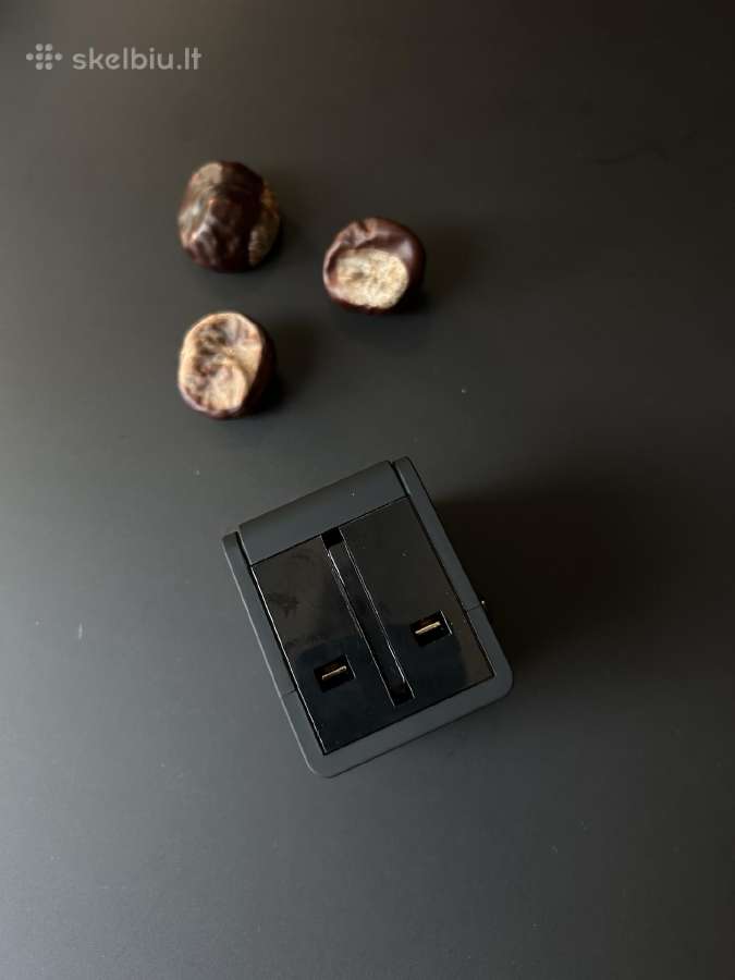 Universalus kelioniu adapteris su Usb. 2 Usb porta - nuotraukos Nr. 2