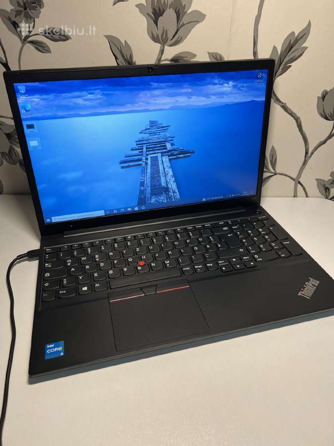 Lenovo Thinkpad E15 Gen2 256 GB SSD