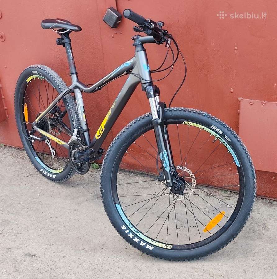 " Giant " MTB ( 27,5 - M)