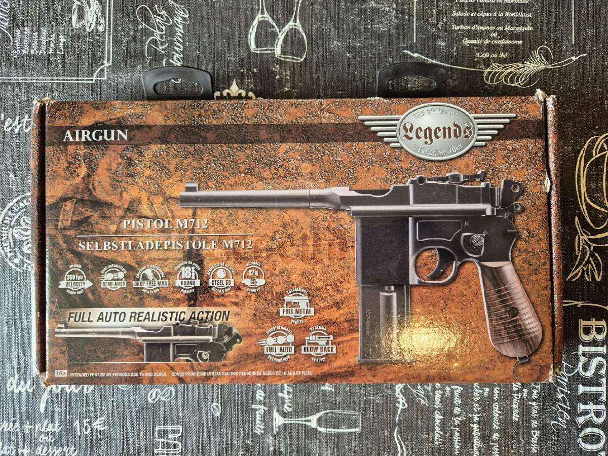 Umarex Legends M712
