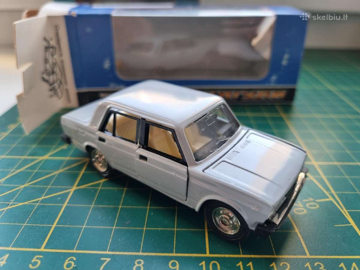 Ussr 1/43 Lada 2105 A39 - nuotraukos Nr. 18