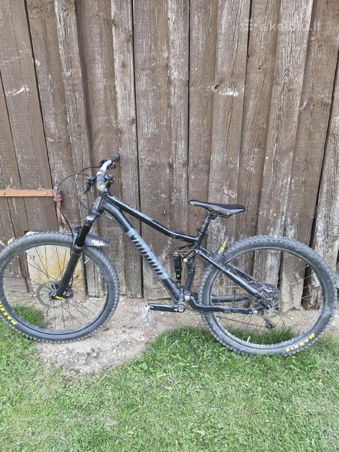 Voodoo Canzo full suspension kalnų dviratis
