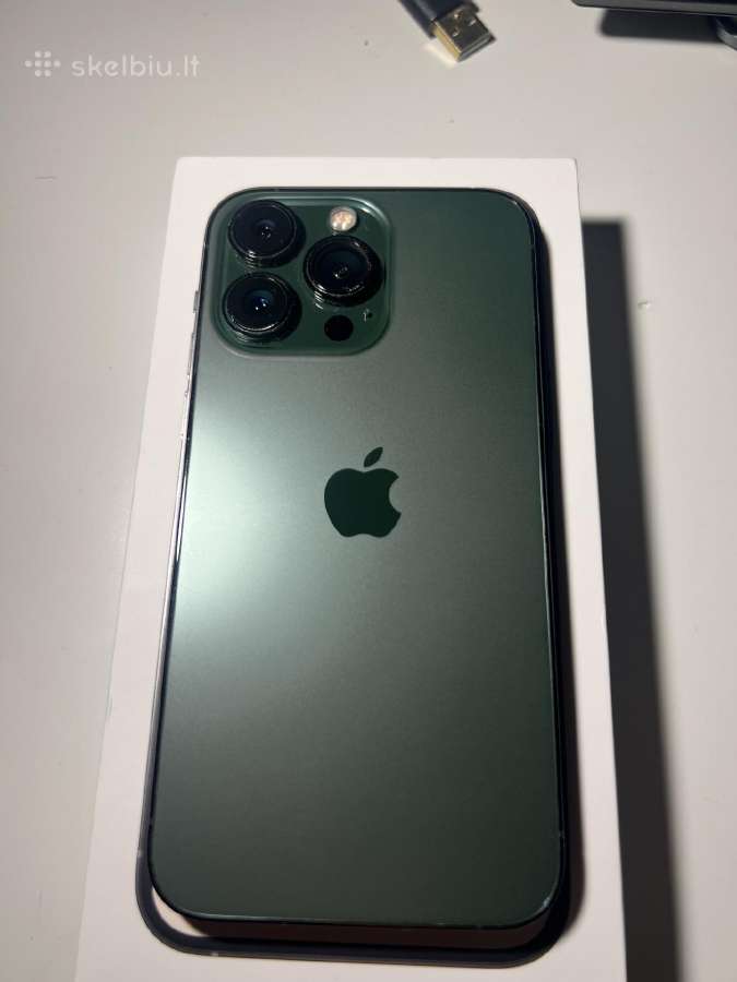 iPhone 13 Pro Alpine Green