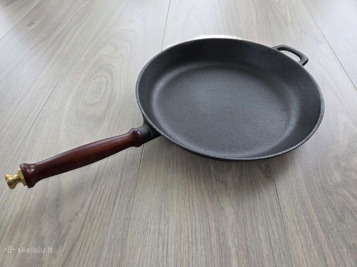 Nauja ketaus keptuvė 29 cm