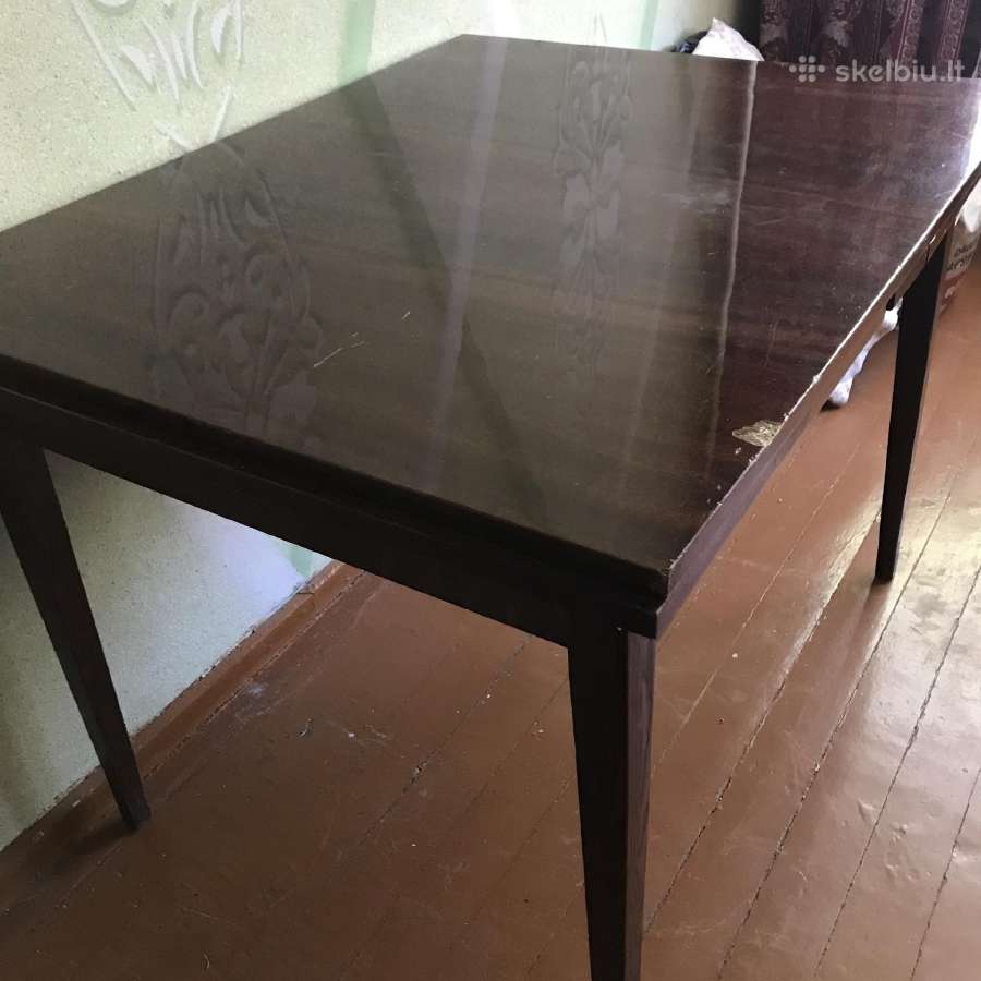Dovanojamas Svetaines ištraukiamas stalas