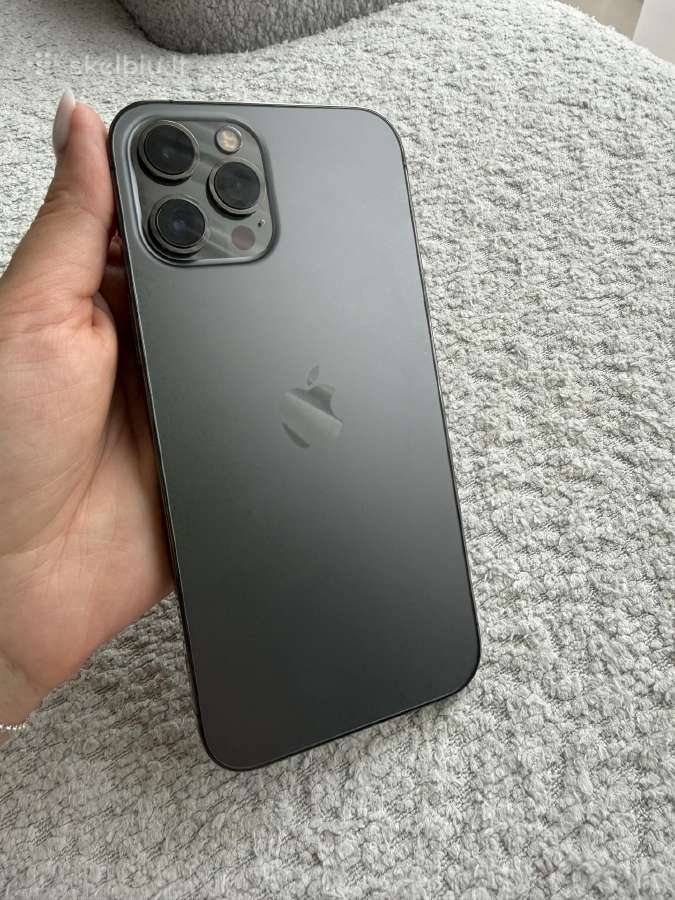 iPhone 12 pro max pilkas