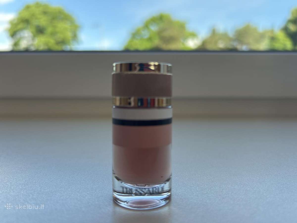 Trussardi edp 7ml miniatiūra