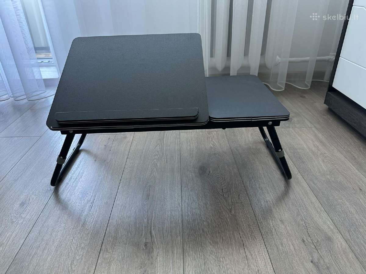 Naujas kompiuterio padėklas