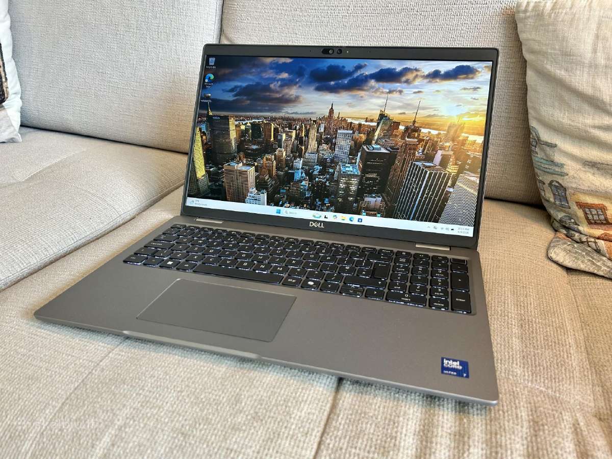 Dell Latitude 5550, Core Ultra 7 155u, garantija