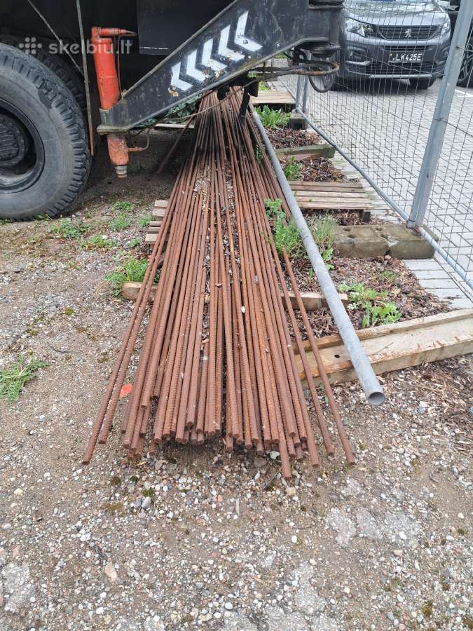 Parduodu rifliuotą armatūrą 20mm diametro