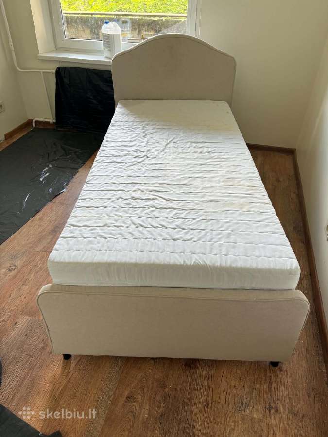 Ikea lova