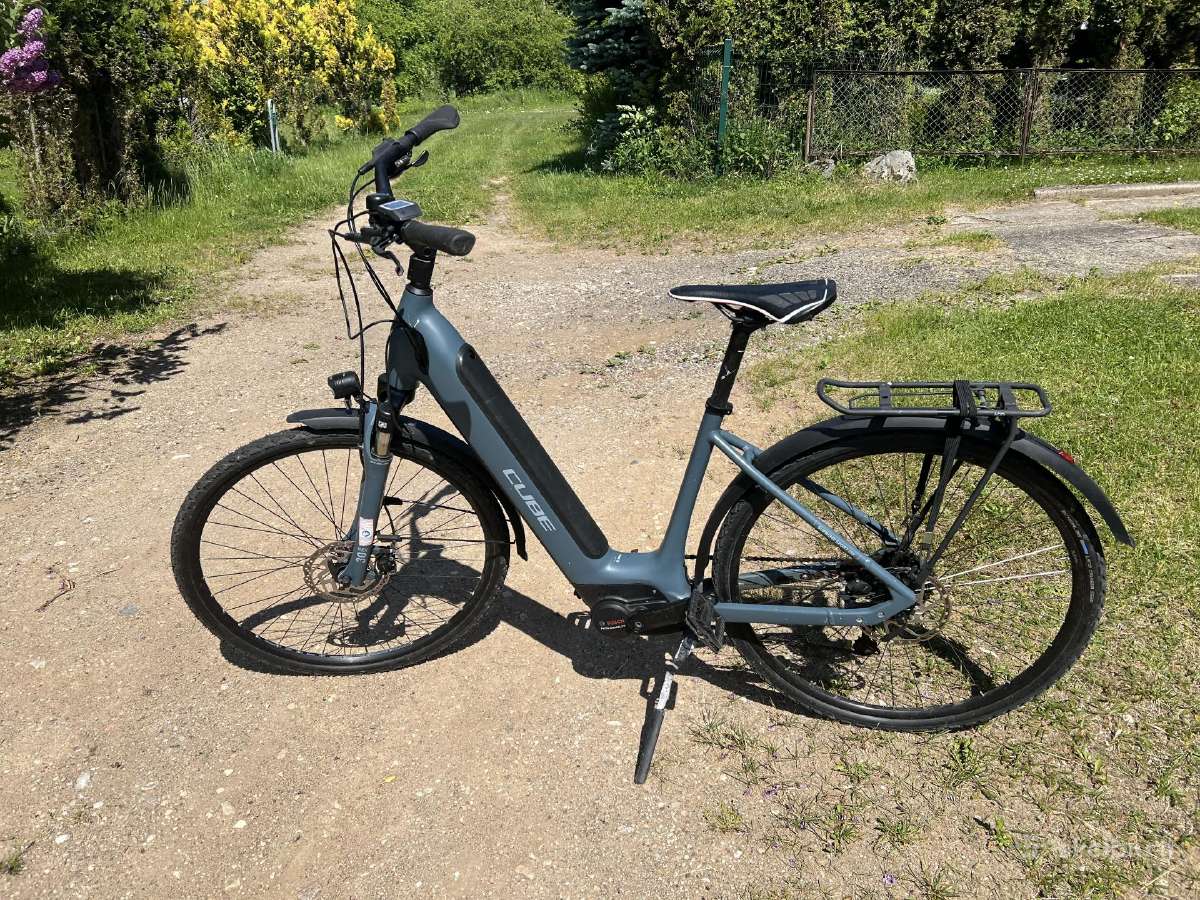 Parduodu elektrinį Cube Supreme Sport Hybrid 2022