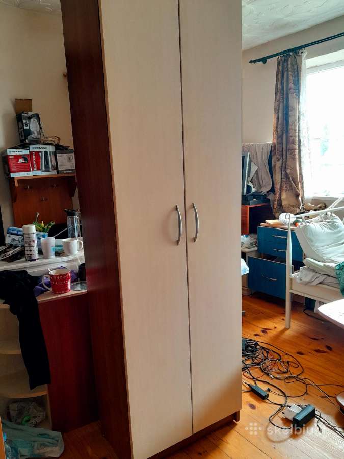 Vienų ir dviejų durų spintos