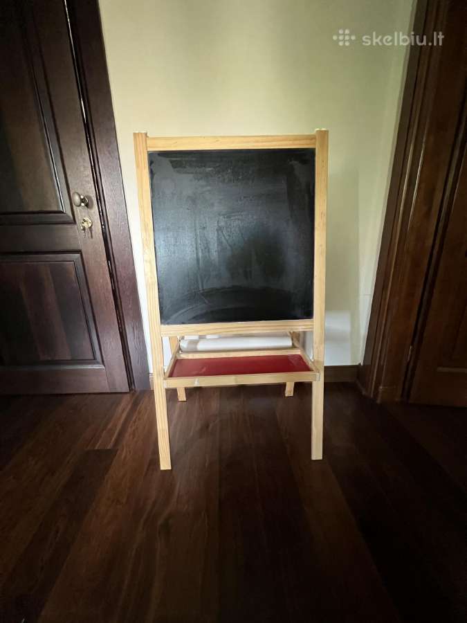 Vaikiškas molbertas 10€