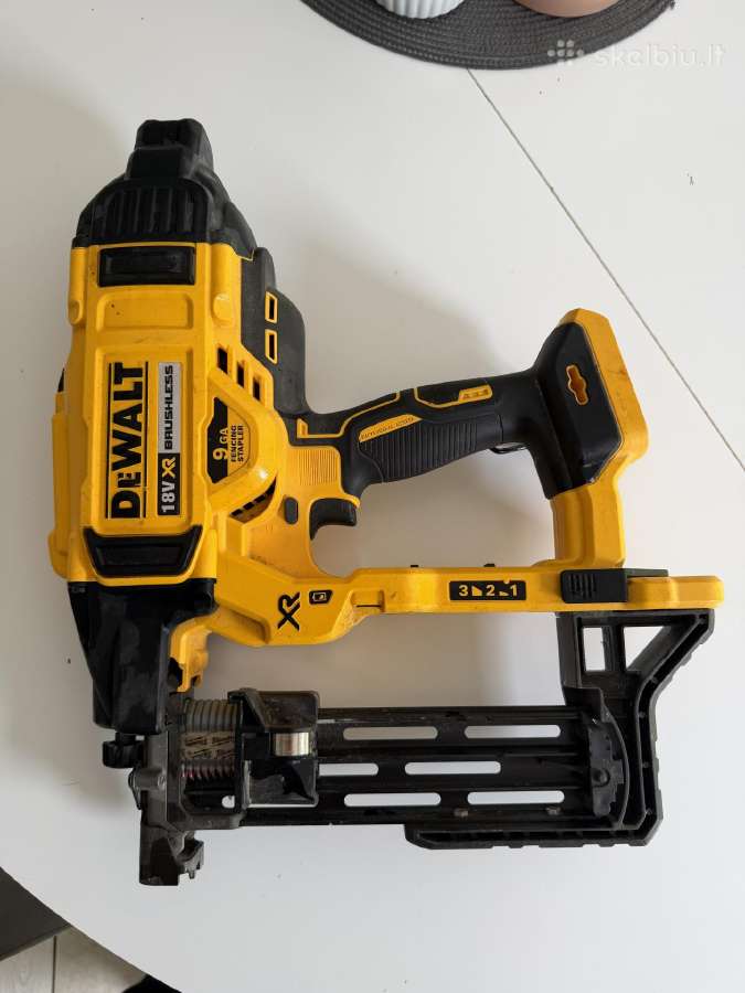 Dewalt Dcfs950 tvorų kabių pistoletas