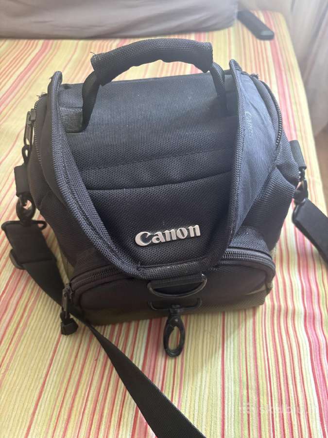 Canon 1100d +2 objektyvai