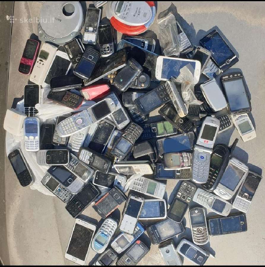 Seni telefonai