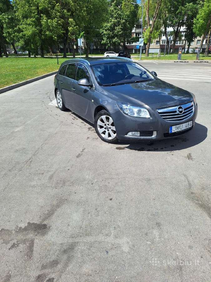 Opel insignija