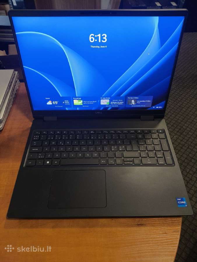 Precision 7670 500 Nit i7-12850hx Rtx 3080 Ti 16gb