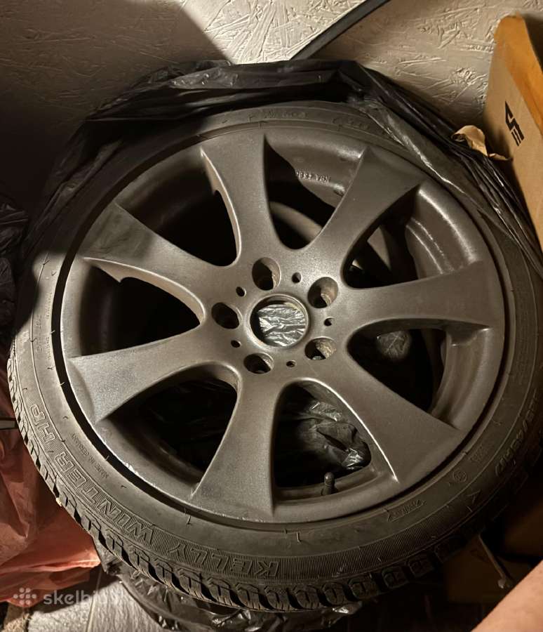 Ratlankiai su padangomis R17