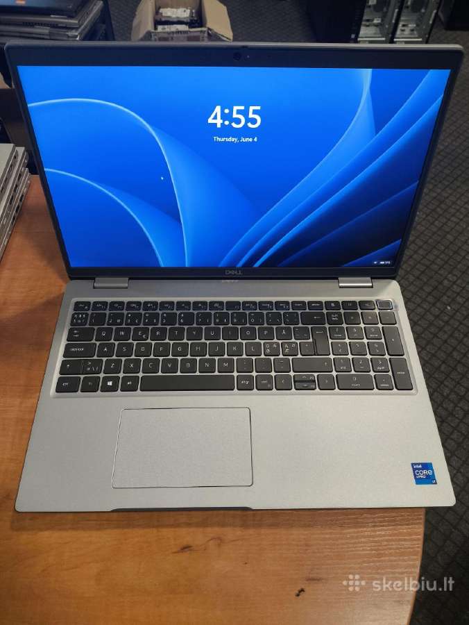 15.6 i7-11850h 64gb 1tb SSD Quadro T1200 4gb