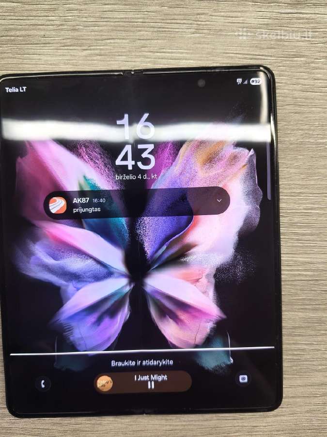 Samsung Fold 3