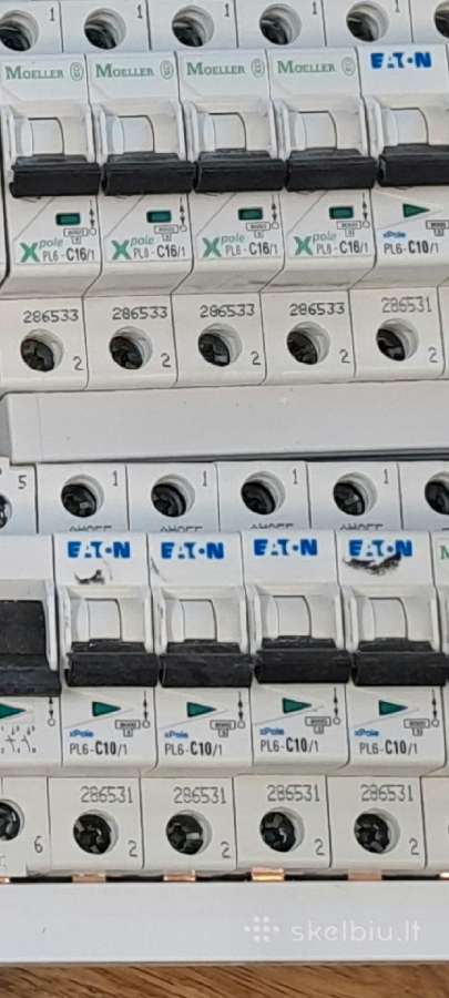 Eaton C10 automatai