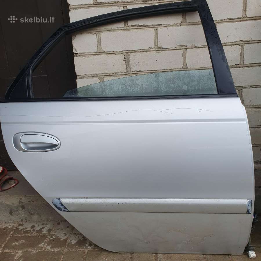 Toyta avensis dalimis,opel corsa d galini stiklas