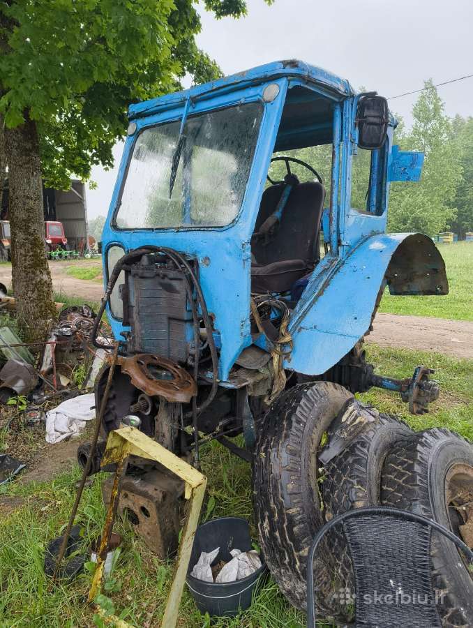 Mtz 50 dalimis