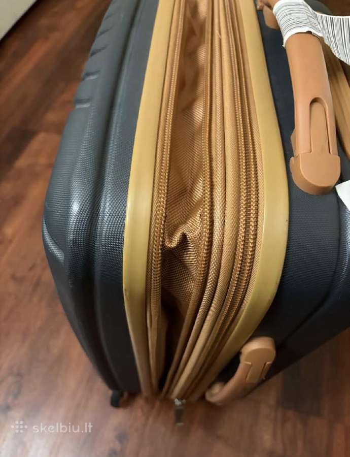 Rankinis lagaminas IT firmos,ratukai 360 carry on - nuotraukos Nr. 3
