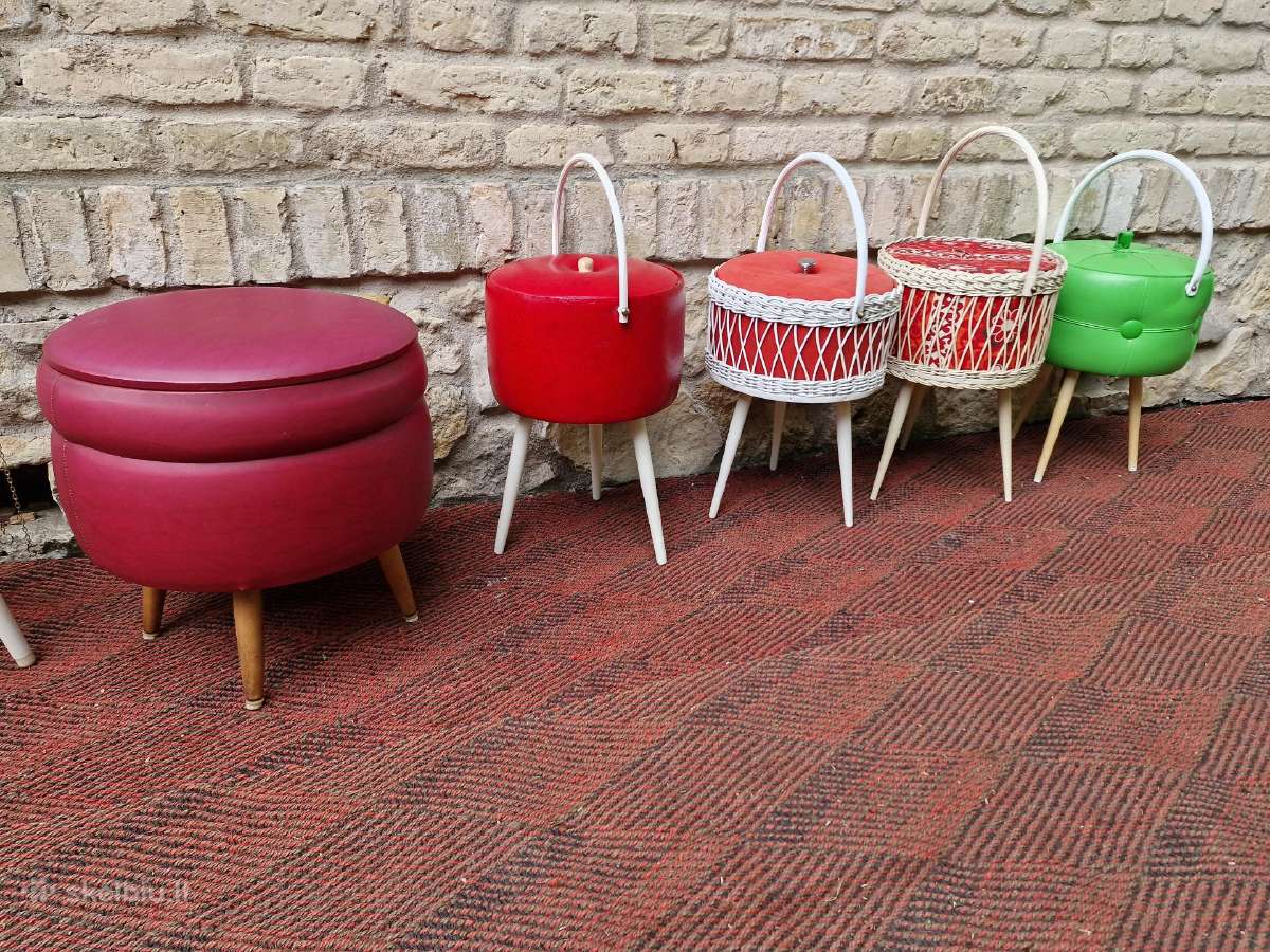 Vintažinės mid century rankdarbių dėžutės,pufas