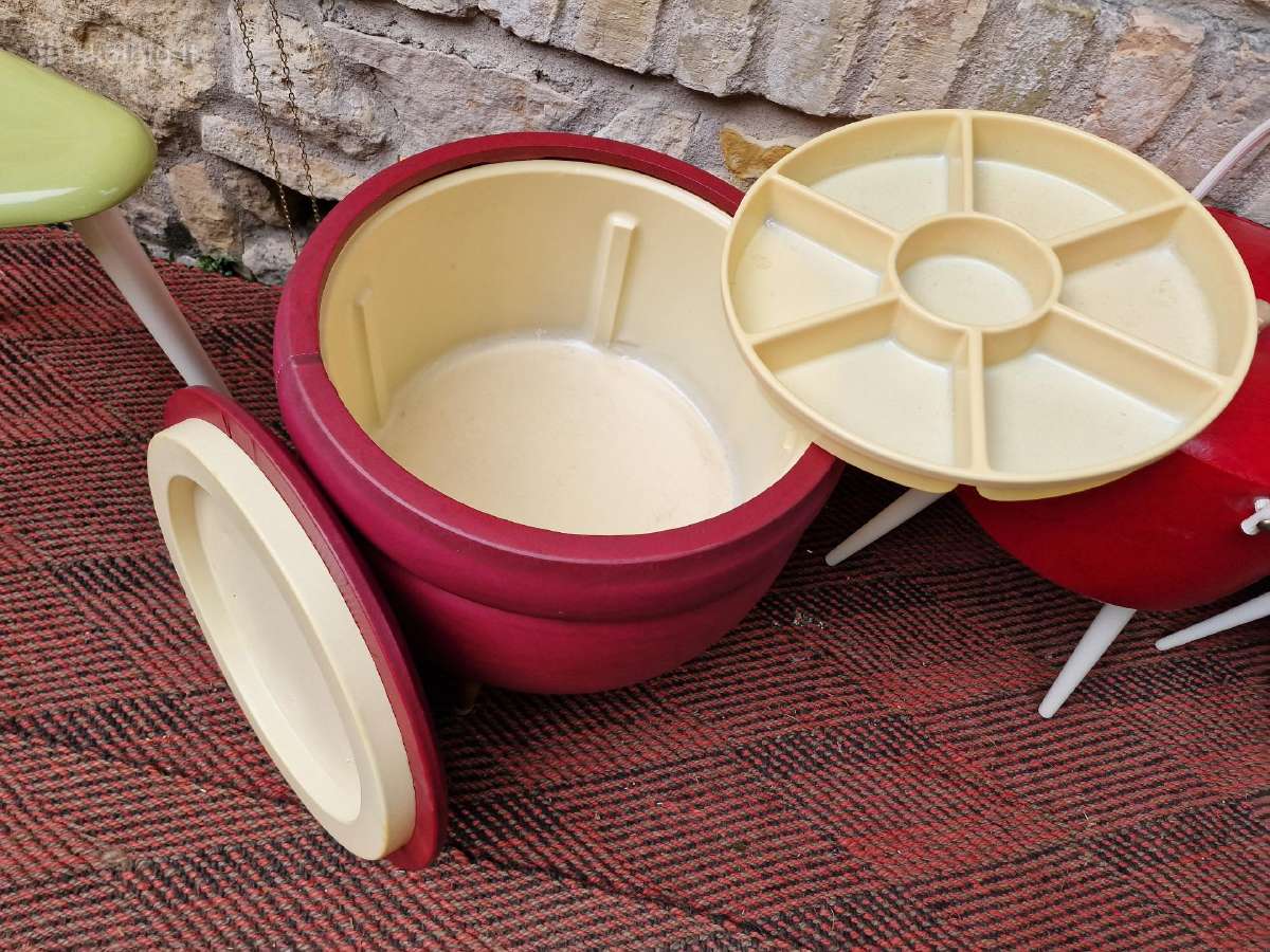 Vintažinės mid century rankdarbių dėžutės,pufas - nuotraukos Nr. 12