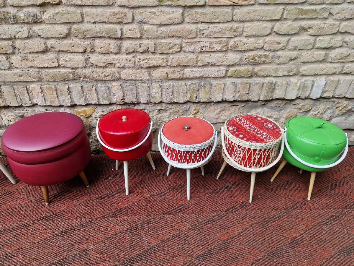 Vintažinės mid century rankdarbių dėžutės,pufas - nuotraukos Nr. 16