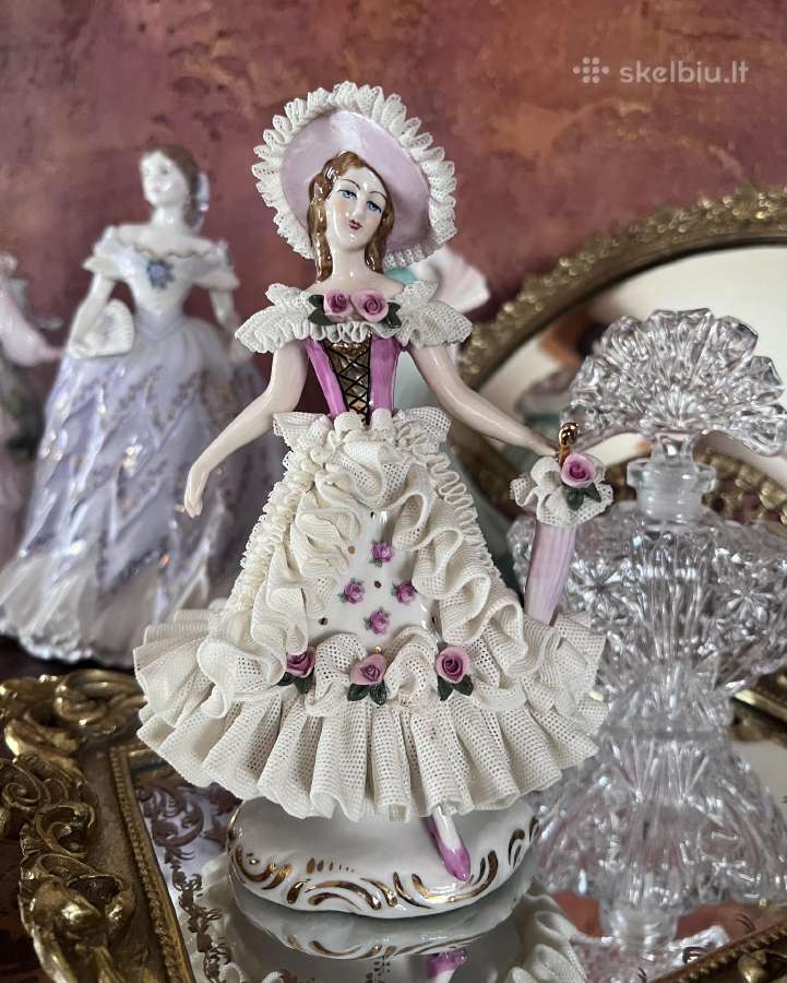 Dresden nėrinių porceliano dama