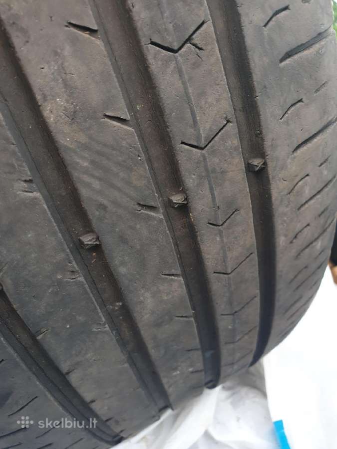 Padangos Continental 215/55 R17w
