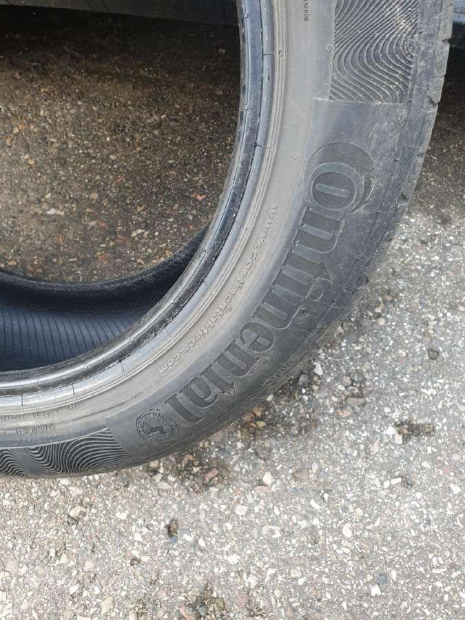 Padangos Continental 215/55 R17w - nuotraukos Nr. 3