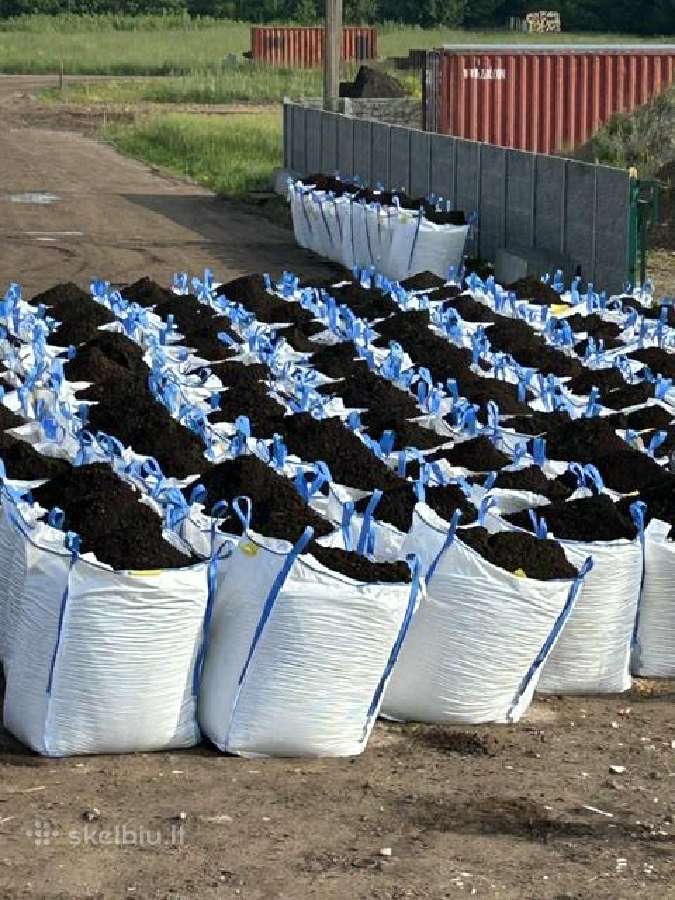 Juodžemis (augalinis) - durpingas gruntas