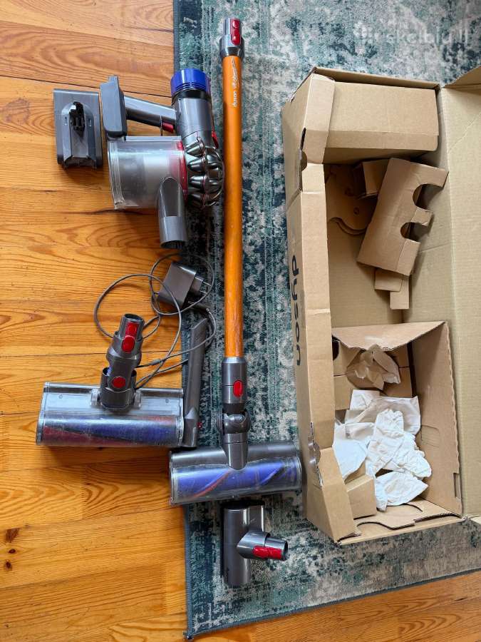 Dyson Cyclone V8 Absolute dalimis