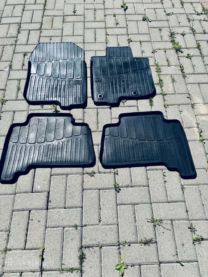 Guminiai kilimeliai automobiliui Itameks