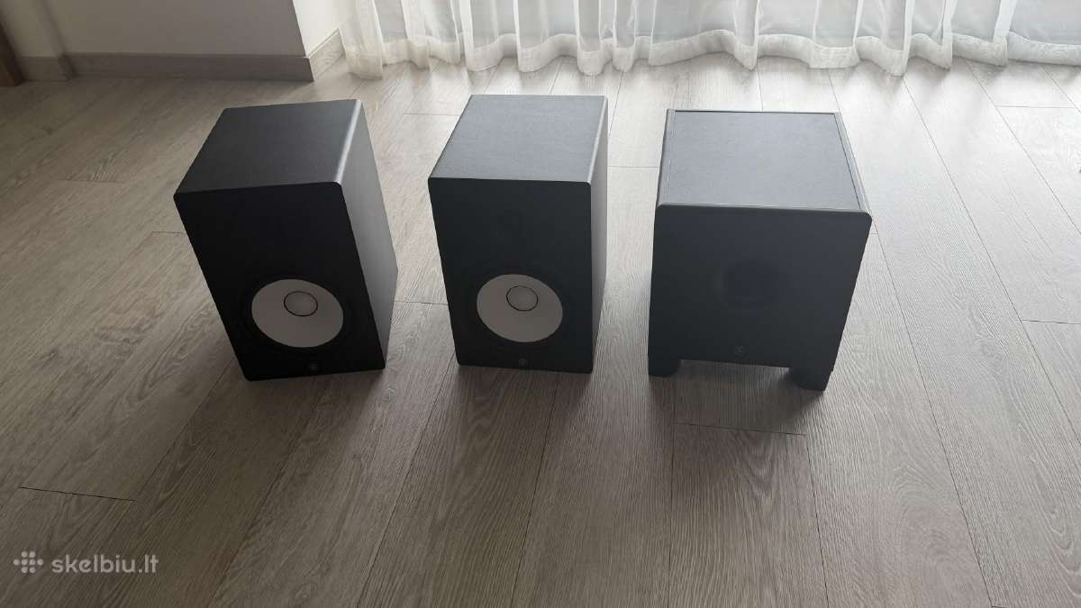 Yamaha Hs8 kolonėlės ir Hs8 Sub
