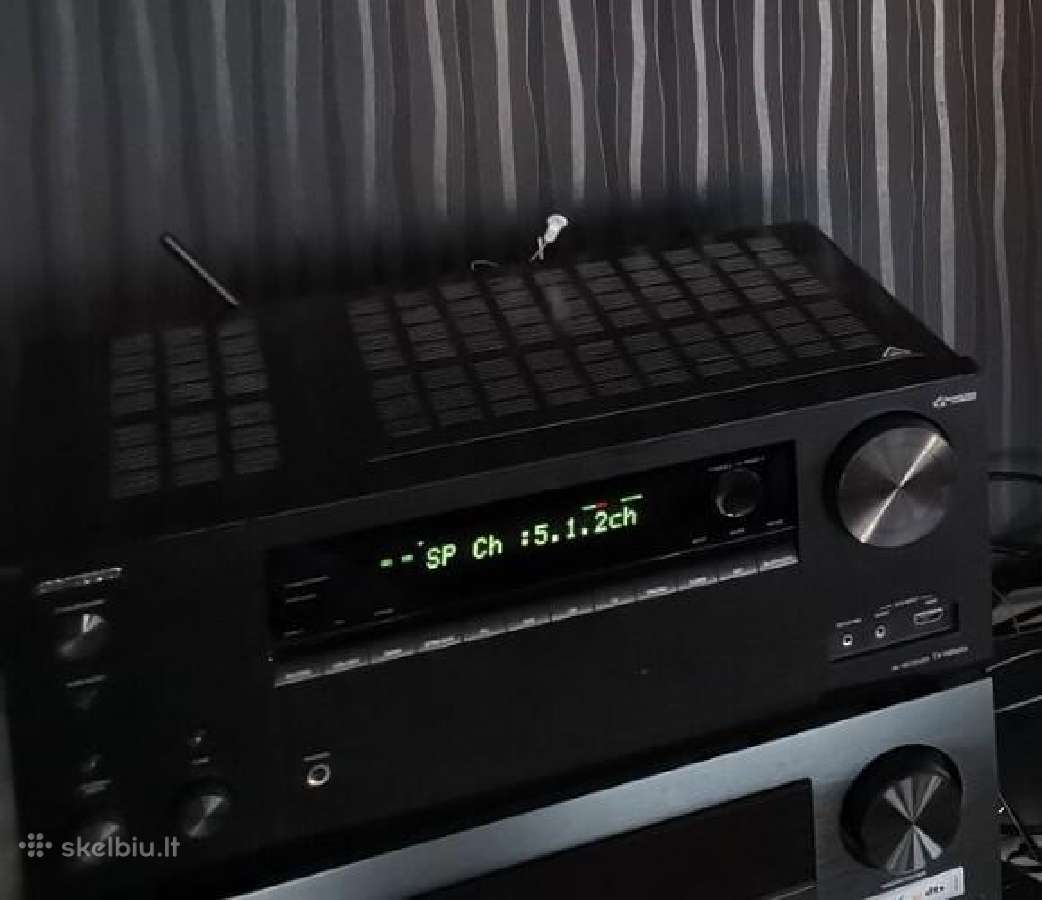 Onkyo Tx-nr696