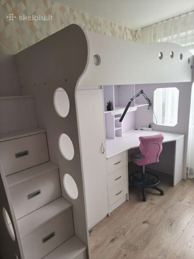 Dviaukštė lova, stalas, spinta, lentynos