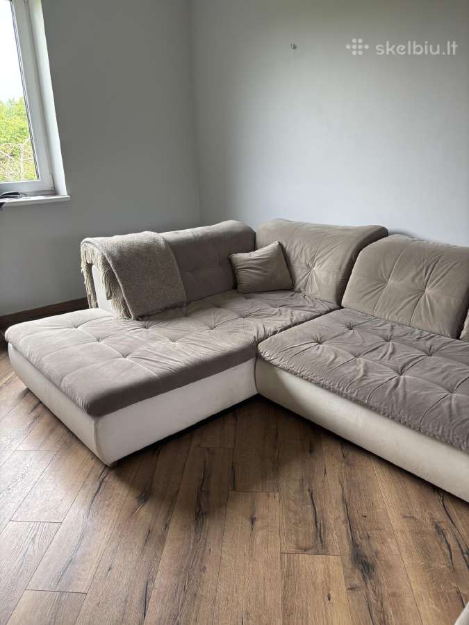 Pilka sofa/kampas