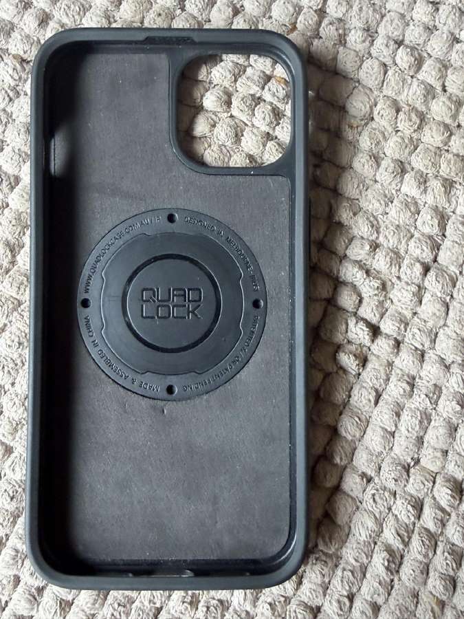 Quad Lock deklas su Mag žiedu Iphon 14