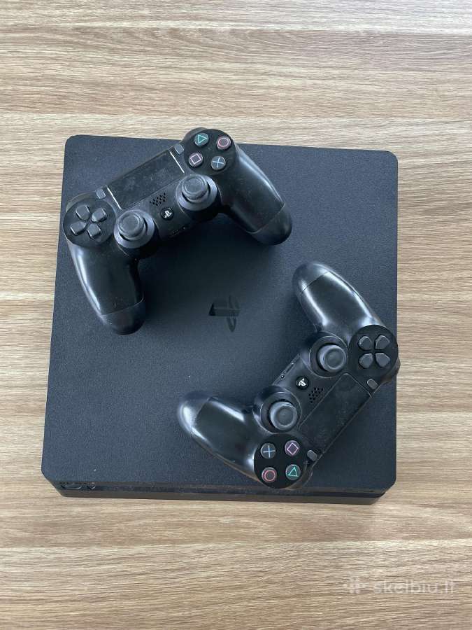 Parduodu playstation 4