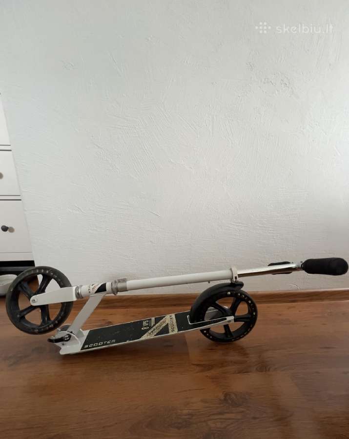 Paspirtukas/scooter, miesto paspirtukas - nuotraukos Nr. 2