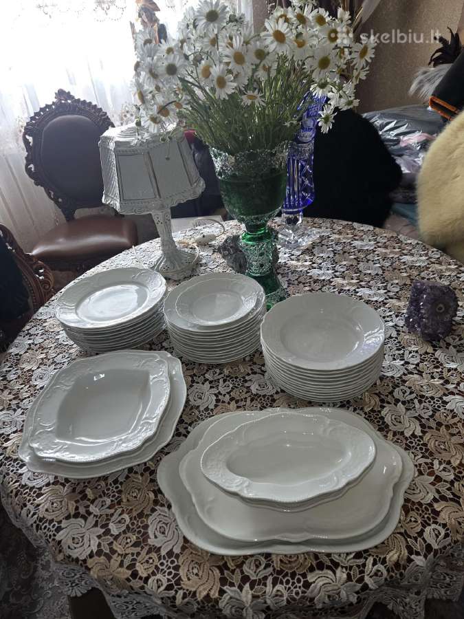 Parduodu pietu serviza Rosenthal-sanssousi.