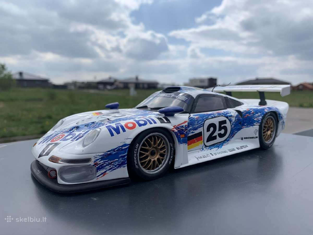 Modelis Ut Models 1:18 Porsche 911 Gt1 – Le Mans - nuotraukos Nr. 2