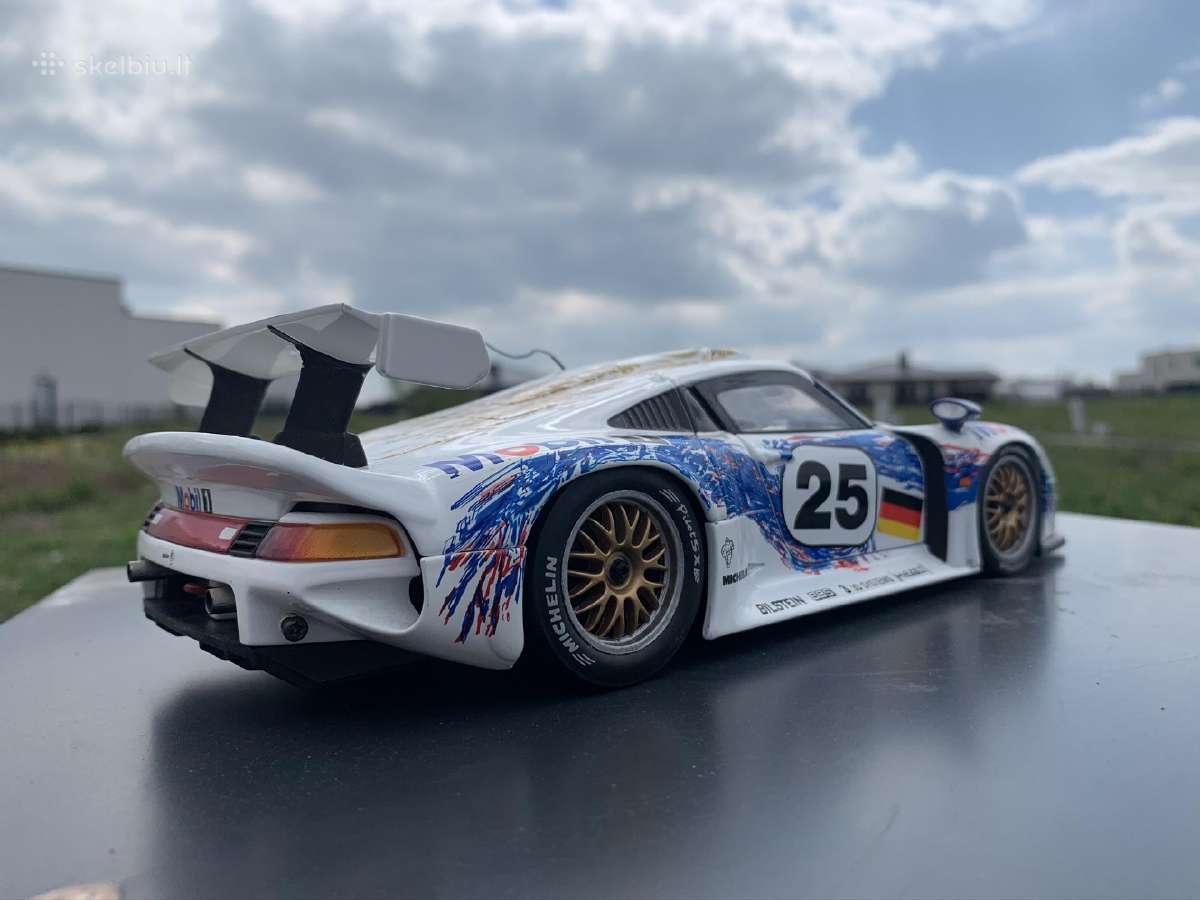 Modelis Ut Models 1:18 Porsche 911 Gt1 – Le Mans - nuotraukos Nr. 4