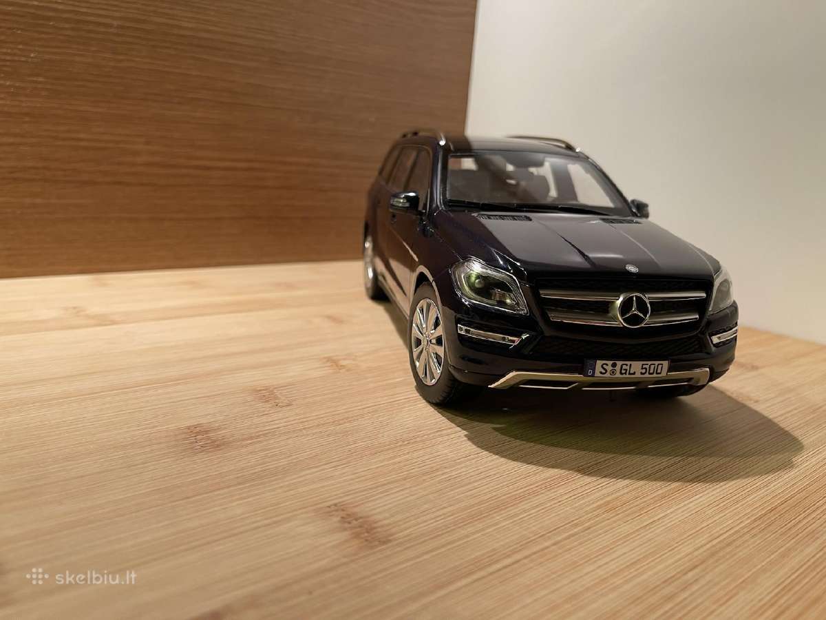 Modelis Norev 1:18 Mercedes-benz Gl - nuotraukos Nr. 6